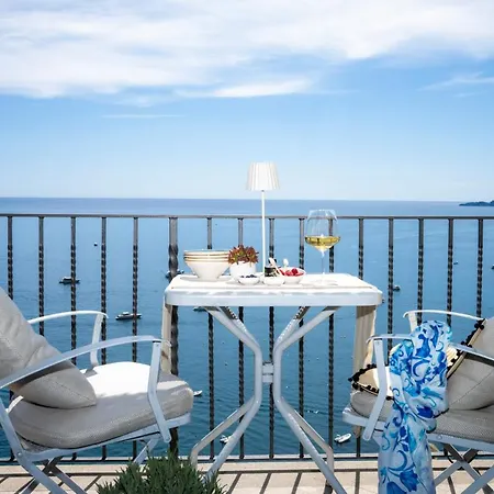 Estate4home - Emeri Nyaraló Positano