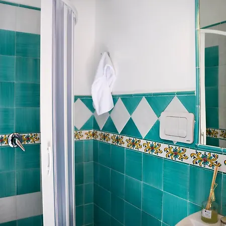 Estate4home - Emeri * Positano
