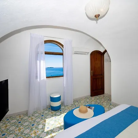 Estate4home - Emeri Holiday home *