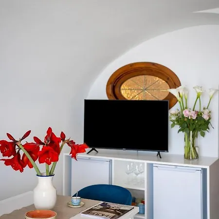 Estate4home - Emeri Holiday home