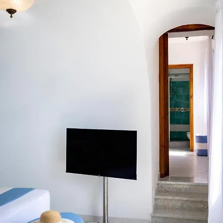Estate4home - Emeri Holiday home *